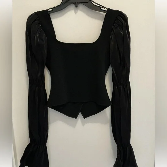 Zara Black Puff-Sleeve Button-Front Blouse - Picture 8 of 9